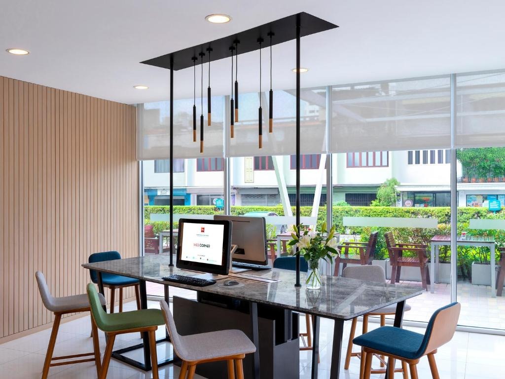 هتل ای بیس ستورن بانکوک